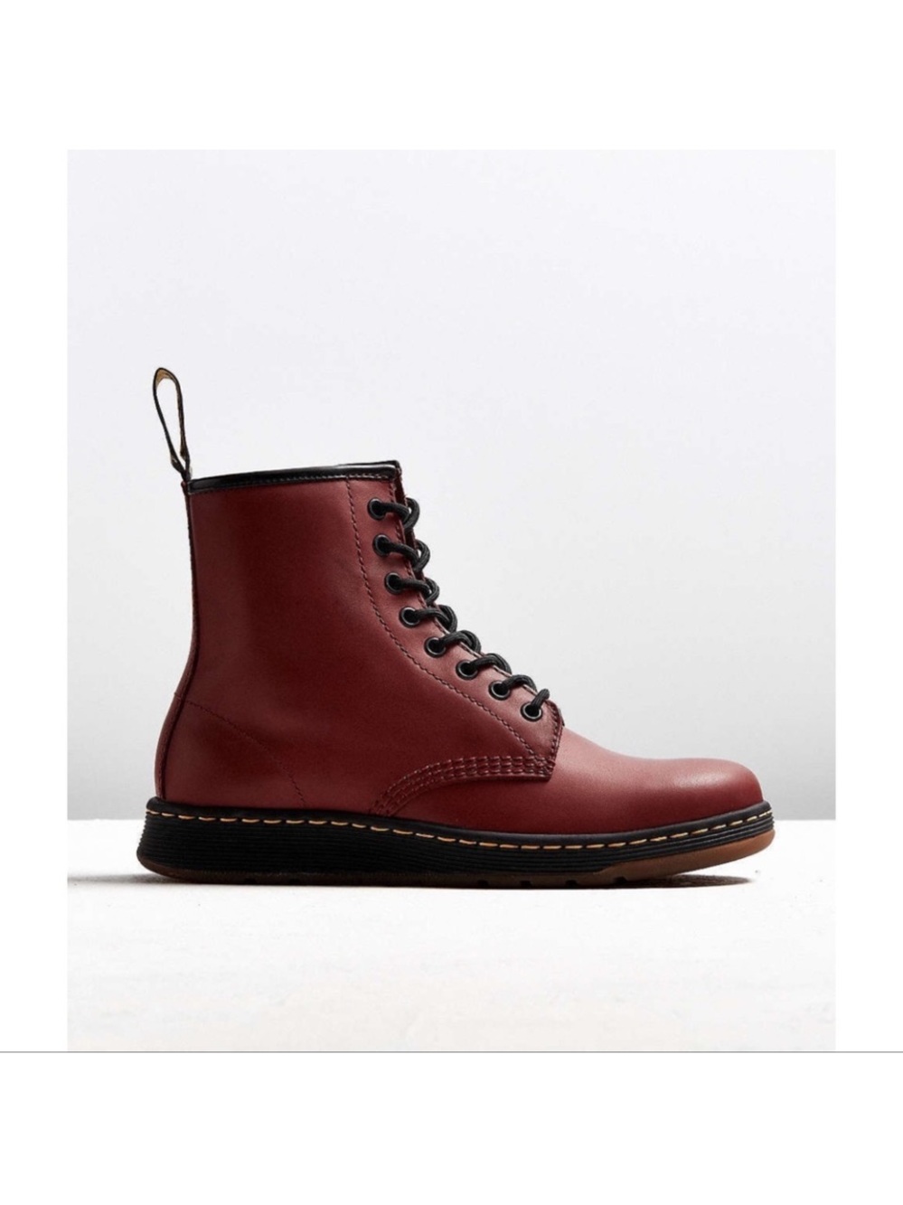 Dr. Martens Newton Cherry Red men’s size 9
